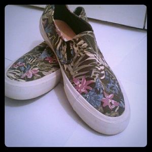 Tropical slip on shoes
